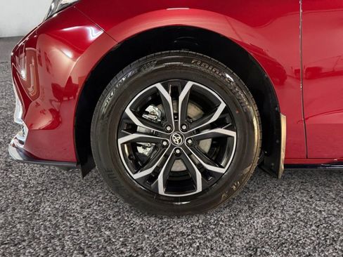 New 2026 Toyota Sienna Platinum image 14