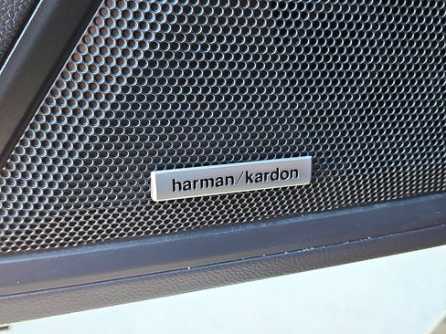 Used 2025 Subaru Outback Touring image 15