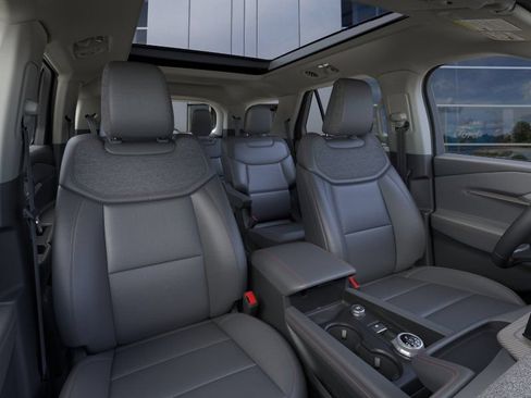 New 2026 Ford Explorer Active w/ Active Comfort Package AWD/4WD image 11