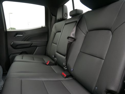 New 2026 Chevrolet Colorado LT w/ LT Convenience Package image 5