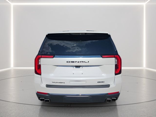Used 2025 GMC Yukon XL Denali Ultimate AWD/4WD image 4