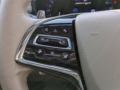 Used 2015 Cadillac CTS Luxury image 24