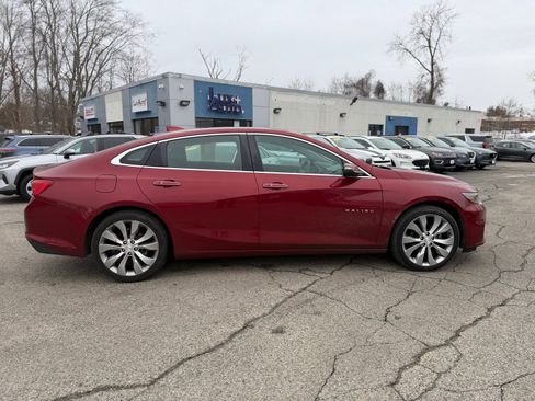 Used 2017 Chevrolet Malibu Premier w/ Premier Sun and Wheel Package image 2
