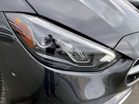 Certified 2025 Mercedes-Benz C 300 4MATIC Sedan image 23