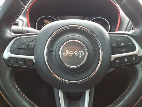 Used 2020 Jeep Compass Trailhawk w/ Cold Weather Group AWD/4WD image 13