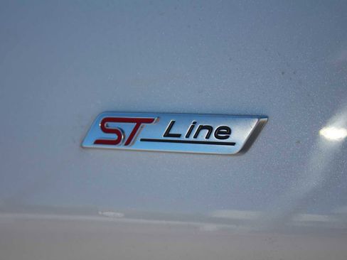 New 2026 Ford Explorer ST-Line image 9