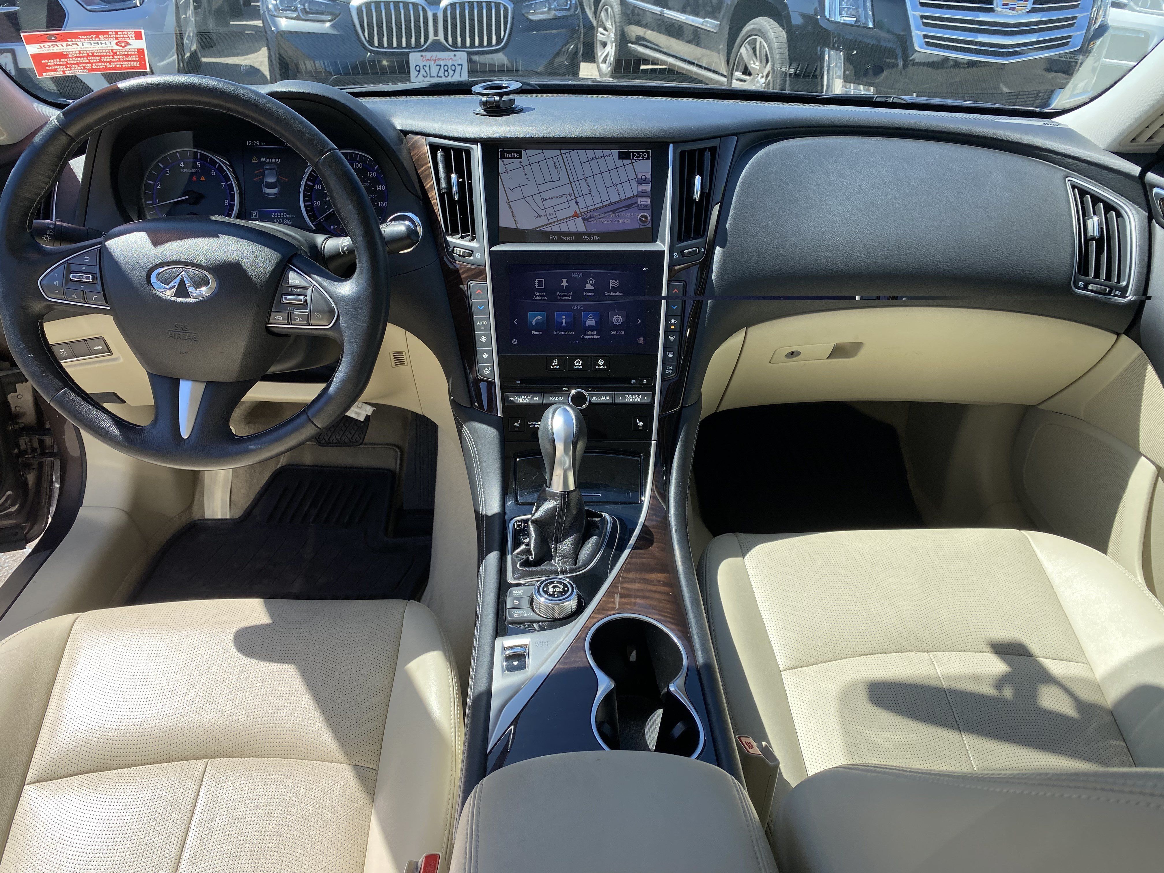 Used 2015 INFINITI Q50 Premium w/ Deluxe Touring Package AWD/4WD image 23
