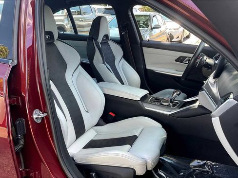 Used 2024 BMW M3 Competition w/ Executive Package image 10