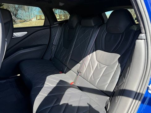 Used 2023 BMW XM image 19