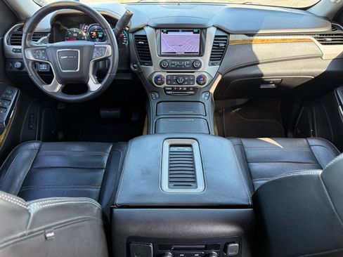 Used 2017 GMC Yukon Denali w/ Open Road Package AWD/4WD image 17