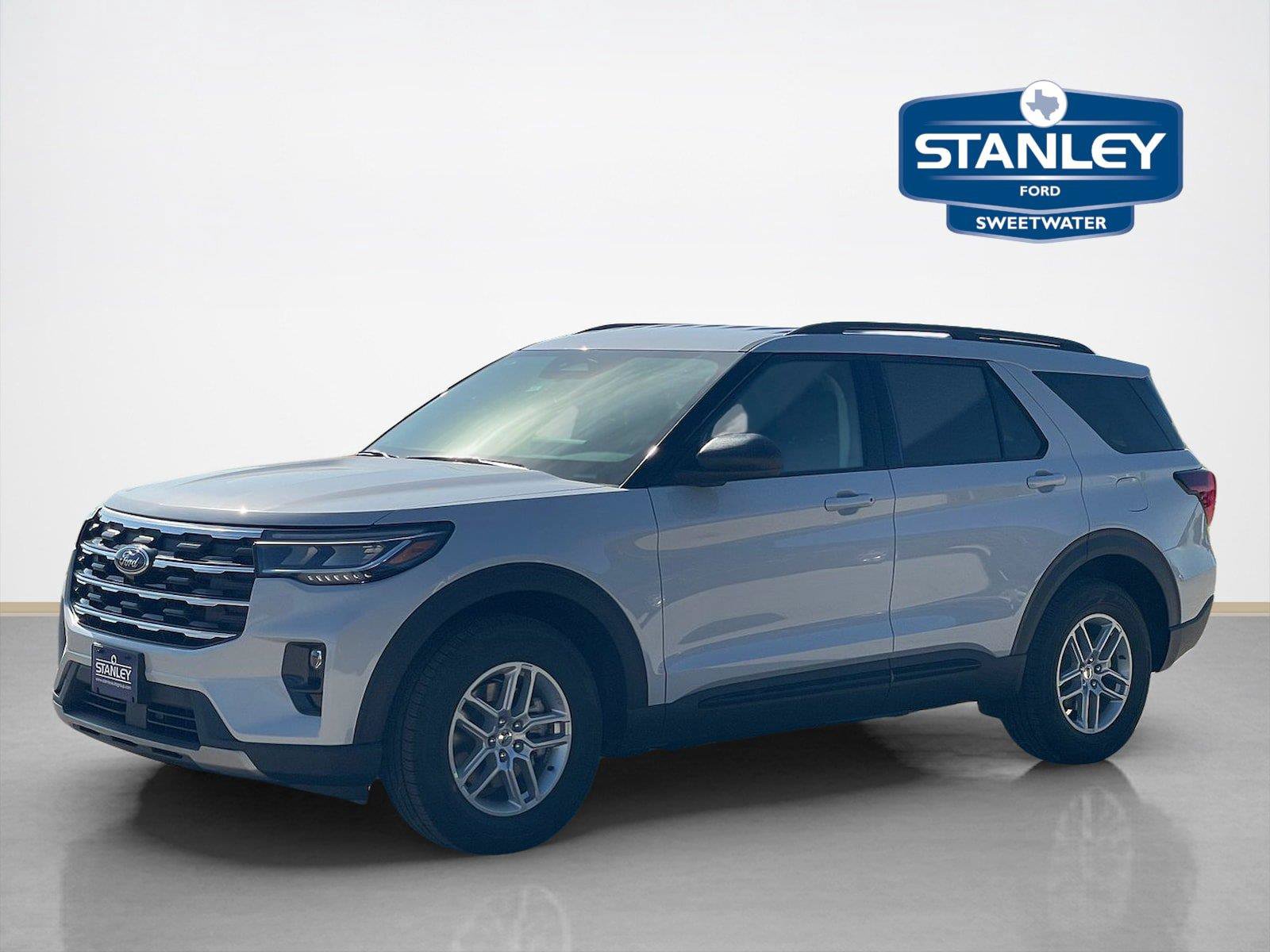 New 2026 Ford Explorer Active w/ Active Comfort Package RWD image 3