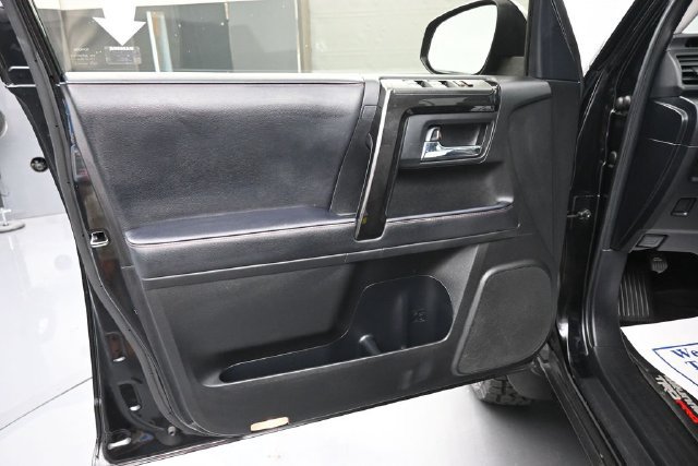 Used 2023 Toyota 4Runner TRD Pro AWD/4WD image 9