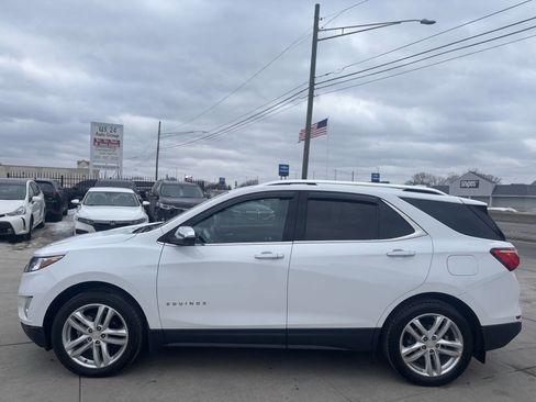 Used 2021 Chevrolet Equinox Premier AWD/4WD image 18