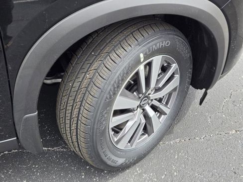 New 2026 Nissan Pathfinder SL FWD image 6