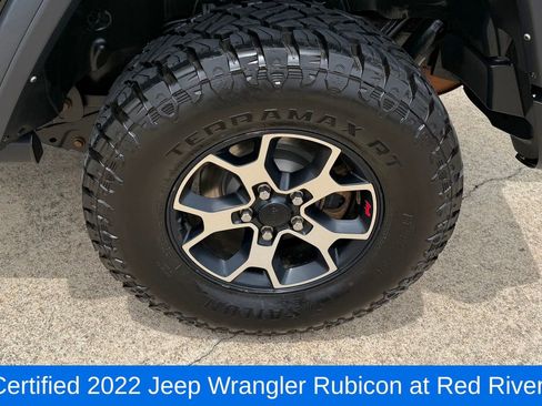Used 2022 Jeep Wrangler Unlimited Rubicon w/ Cold Weather Group AWD/4WD image 9