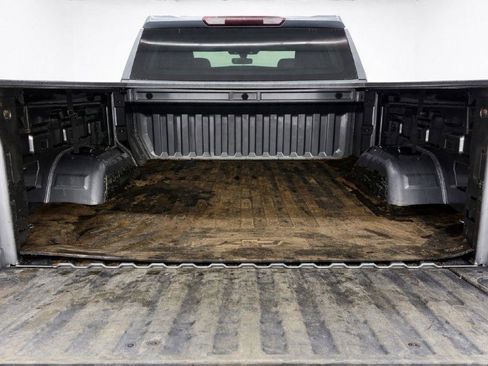 Used 2019 Chevrolet Silverado 1500 Custom w/ Custom Value Package image 24