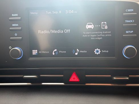 New 2026 Hyundai Elantra SE FWD image 14