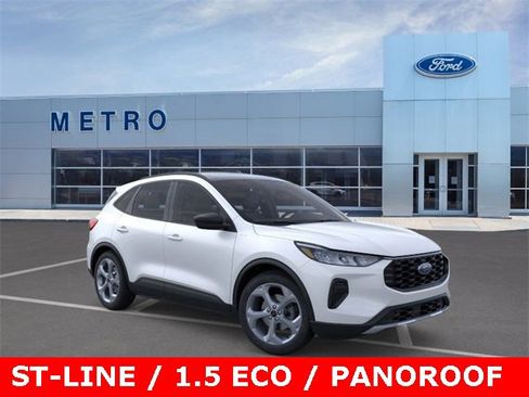 New 2025 Ford Escape ST-Line w/ Cold Weather Package image 29