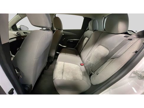 Used 2020 Chevrolet Sonic LT image 14