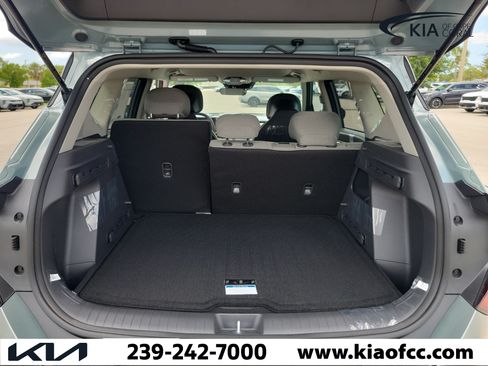 New 2027 Kia Seltos S FWD image 10