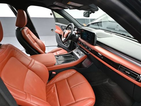 Used 2025 Lincoln Aviator Reserve w/ Jet Appearance Package image 56