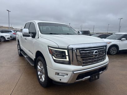 Certified 2020 Nissan Titan SL w/ Moonroof Package