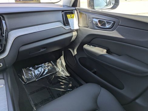 New 2025 Volvo XC60 T8 Plus w/ Protection Package Premier image 20