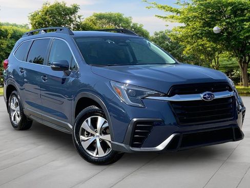 Used 2023 Subaru Ascent Premium w/ Convenience Package AWD/4WD image 3