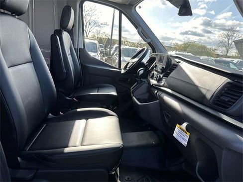 New 2025 Ford Transit 250 148 Medium Roof image 8