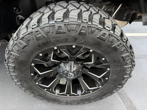 Used 2019 Jeep Wrangler Unlimited Sport AWD/4WD image 9