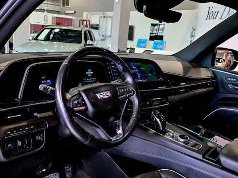 Used 2023 Cadillac Escalade Sport image 14