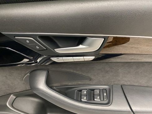 Used 2012 Audi A8 L 4.2 image 34