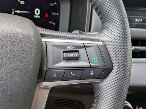 New 2026 Mitsubishi Outlander SE image 30