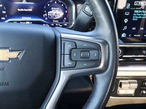 Used 2025 Chevrolet Silverado 2500 LT w/ Convenience Package image 31