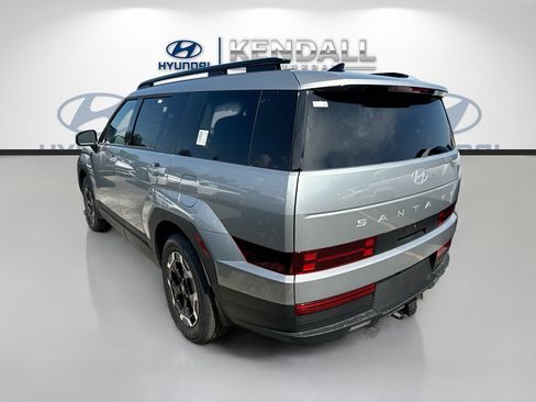 New 2026 Hyundai Santa Fe SEL w/ Tow & Go Package FWD image 4