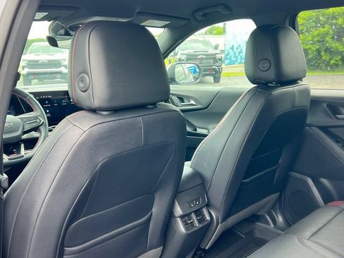 New 2026 Chevrolet Equinox RS w/ Convenience Package III AWD/4WD image 37