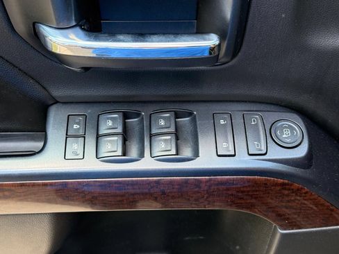 Used 2015 GMC Sierra 1500 SLE w/ SLE Value Package AWD/4WD image 18