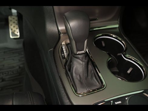 Used 2019 Jeep Grand Cherokee Limited X image 28