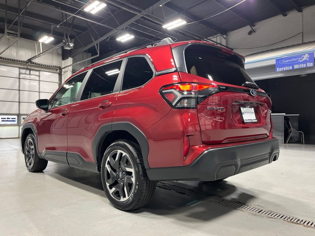 Used 2026 Subaru Forester Premium AWD/4WD image 5