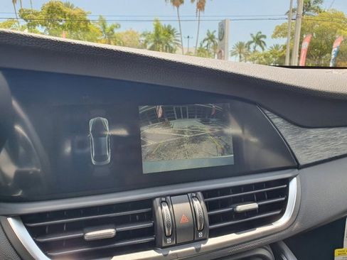 New 2024 Alfa Romeo Giulia Sprint image 14