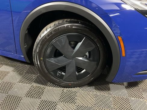 New 2026 Toyota Prius LE image 38