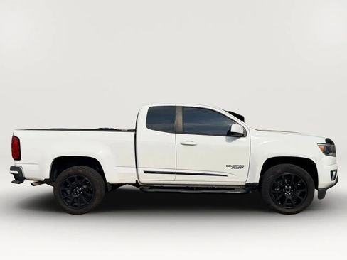 Used 2019 Chevrolet Colorado LT w/ Colorado RST Special Edition image 7