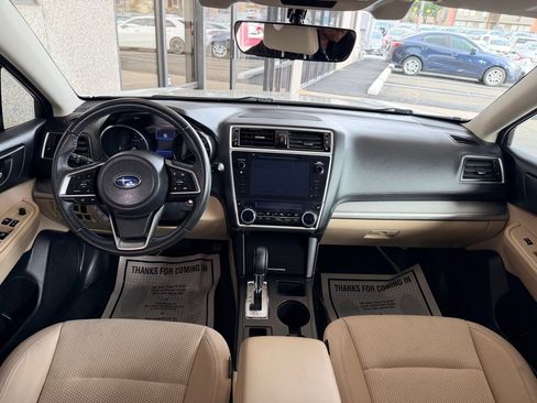 Used 2019 Subaru Outback 2.5i Premium image 16