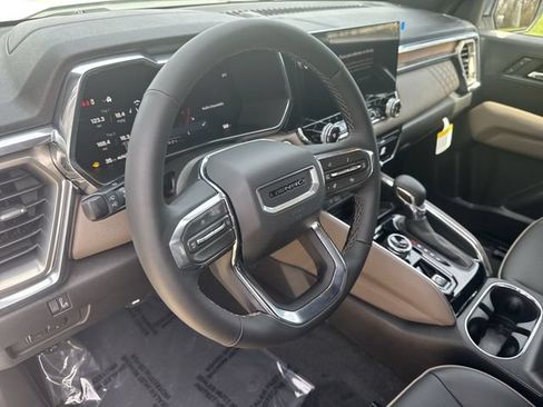 New 2026 GMC Canyon Denali AWD/4WD image 12