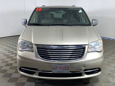 Used 2012 Chrysler Town & Country Touring-L w/ Premium Group FWD image 11
