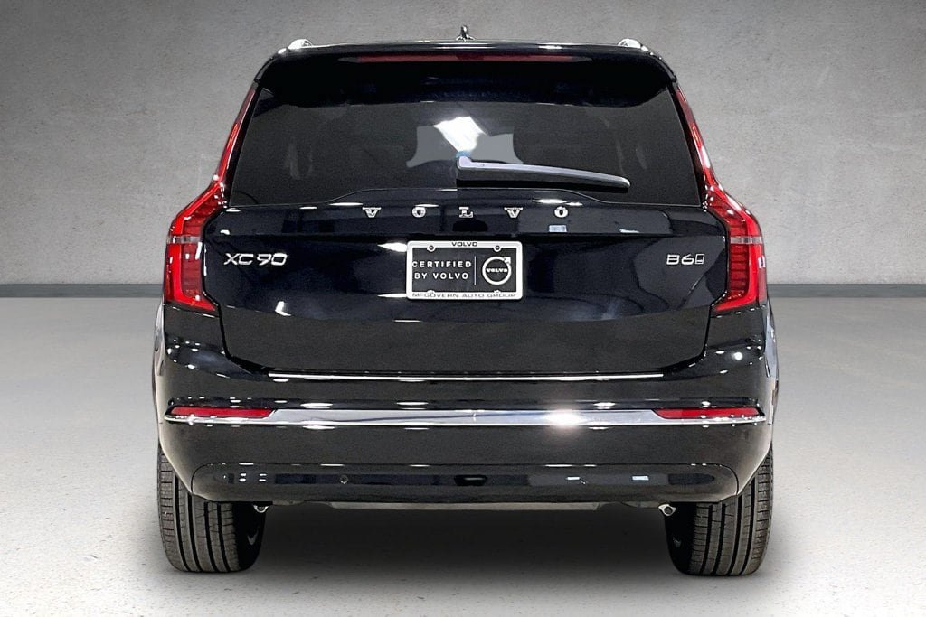 Certified 2026 Volvo XC90 B6 Plus w/ Protection Package Premier AWD/4WD image 5