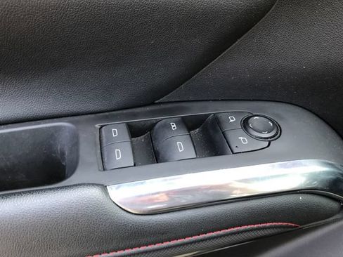 Used 2024 Chevrolet Traverse Z71 w/ LPO, Floor Liner Package AWD/4WD image 8