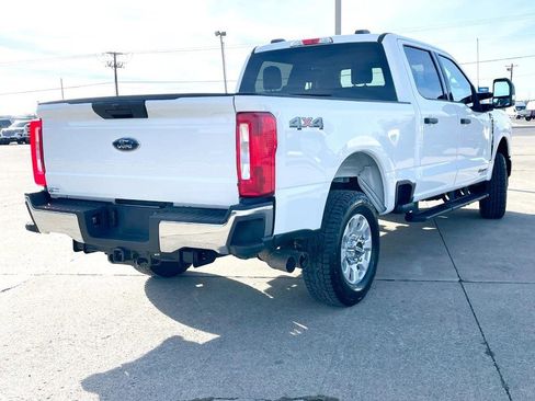 Used 2024 Ford F250 XLT image 4