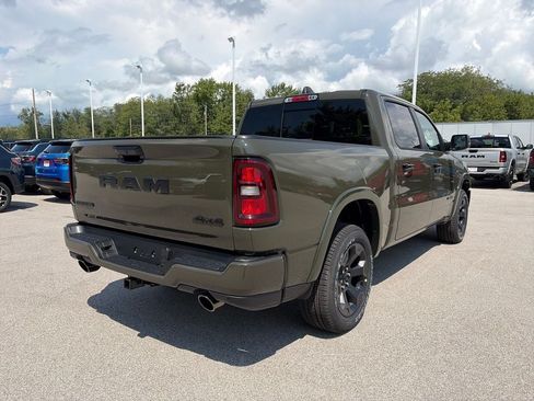 New 2027 RAM 1500 4x4 Crew Cab image 6