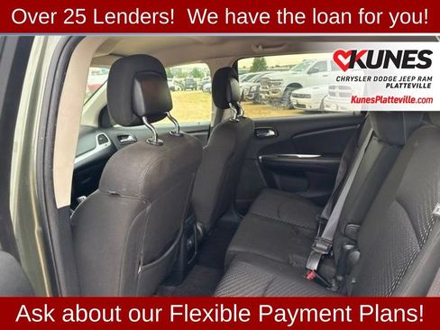 Used 2019 Dodge Journey SE FWD image 31